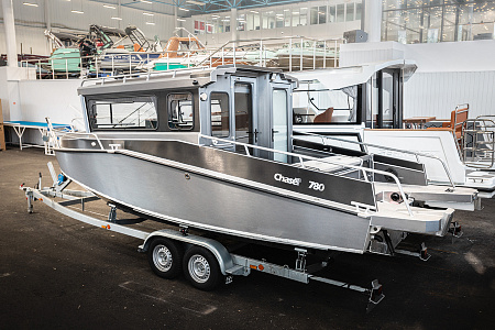 Катер Swift Chaser 780 CSR